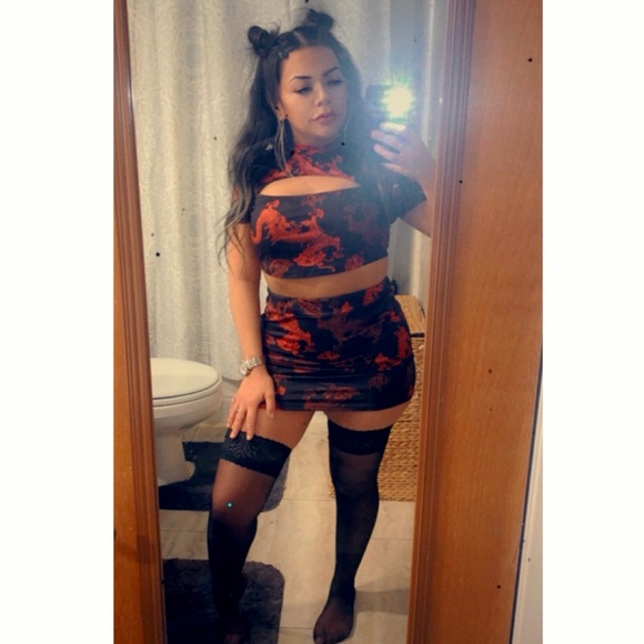 Meet your Posher - MandaPanda - Picture 2 of 4